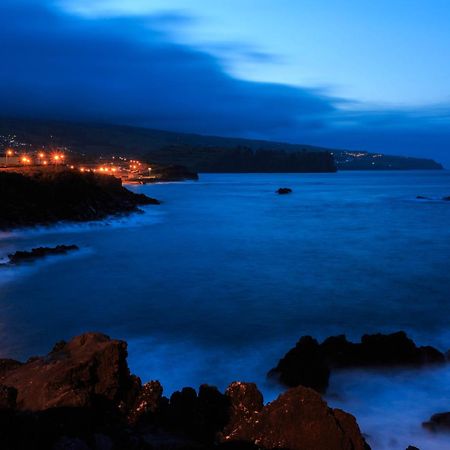 Seaside Azores Villa With Natural Pool, Terrace & Barbecue 카펠라스 외부 사진