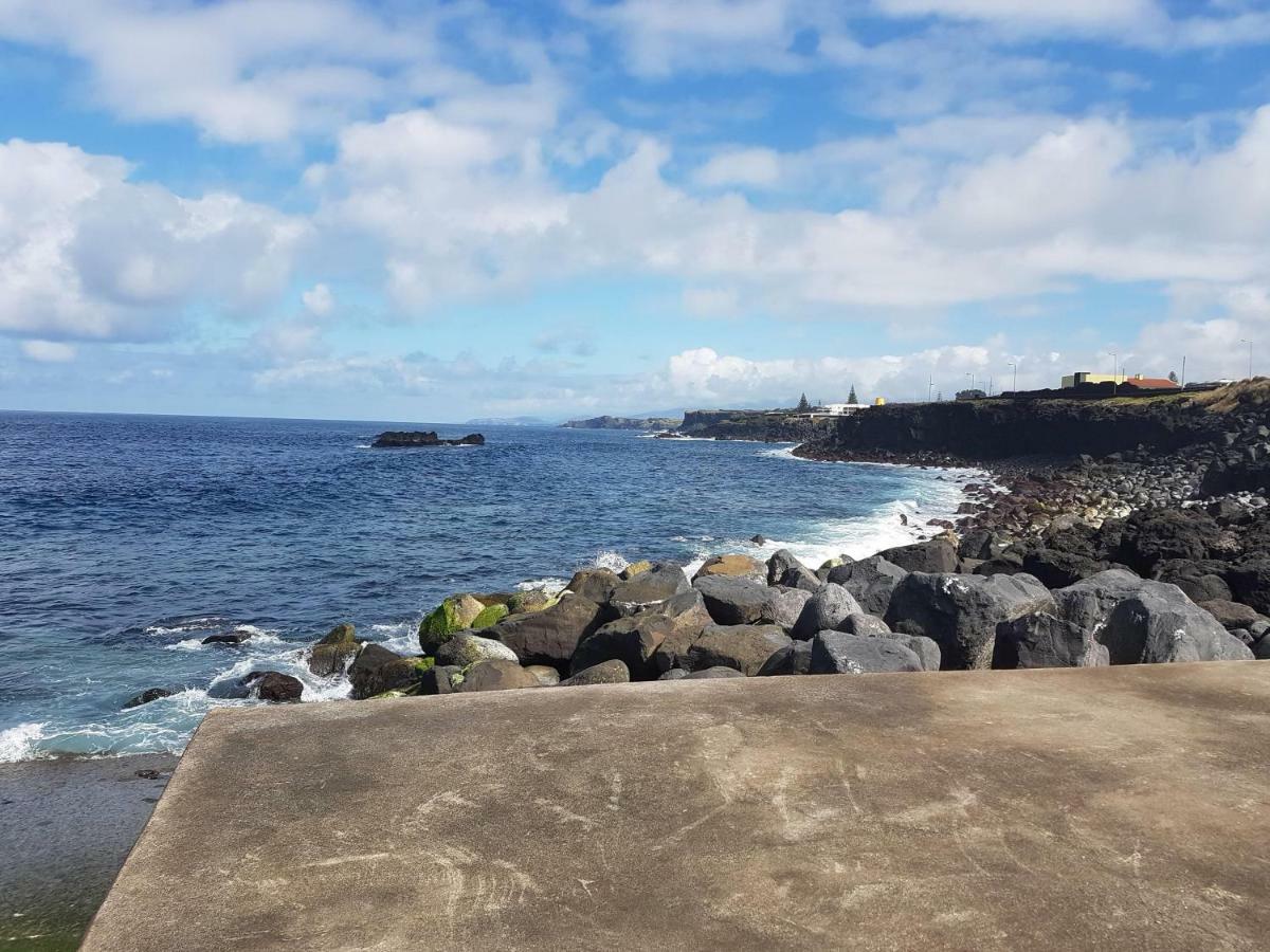 Seaside Azores Villa With Natural Pool, Terrace & Barbecue 카펠라스 외부 사진